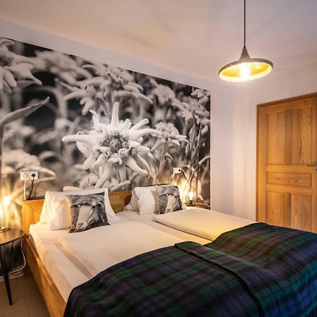 Alpinside Appartements 海利根布卢特 外观 照片
