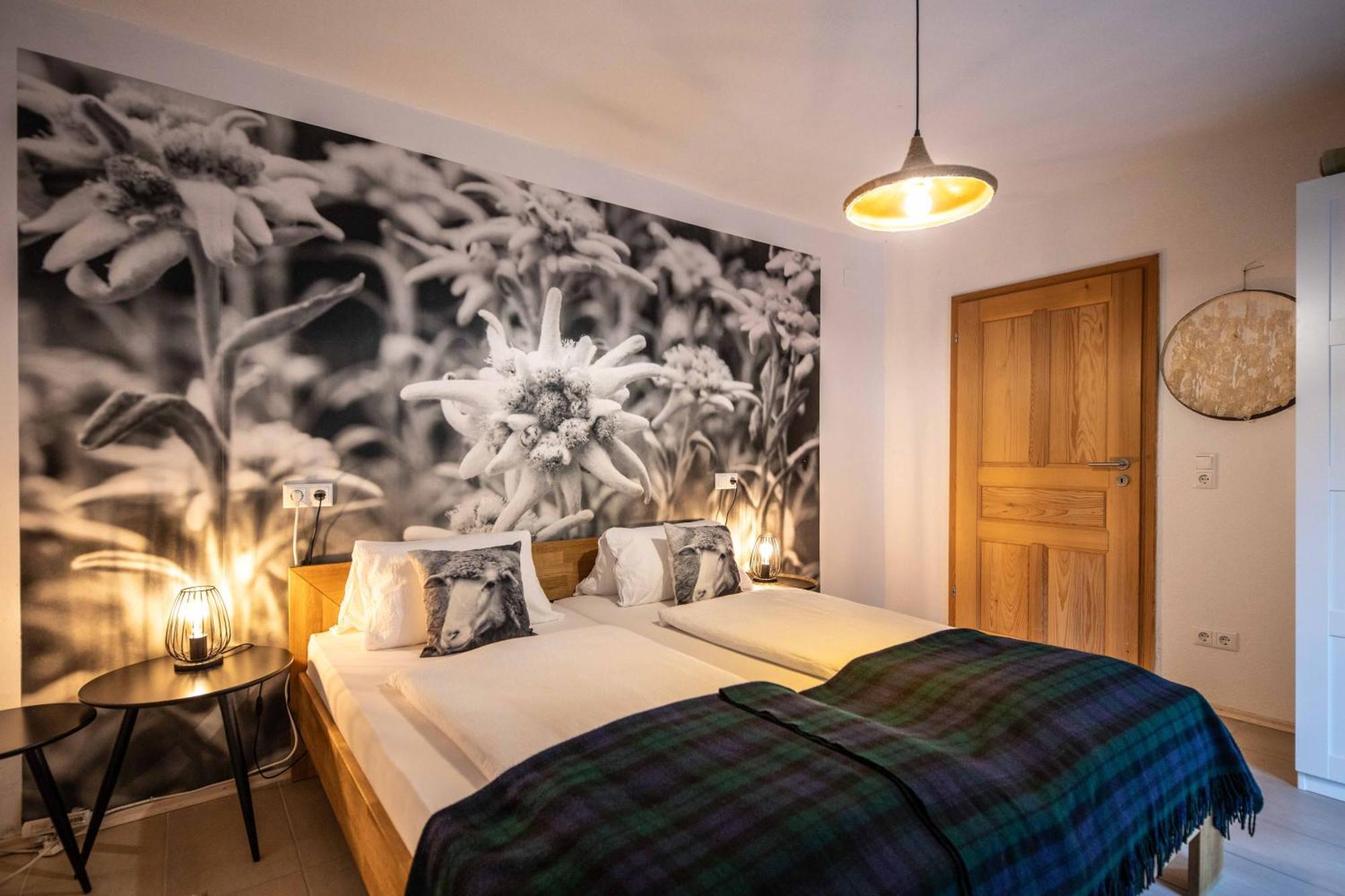 Alpinside Appartements 海利根布卢特 外观 照片