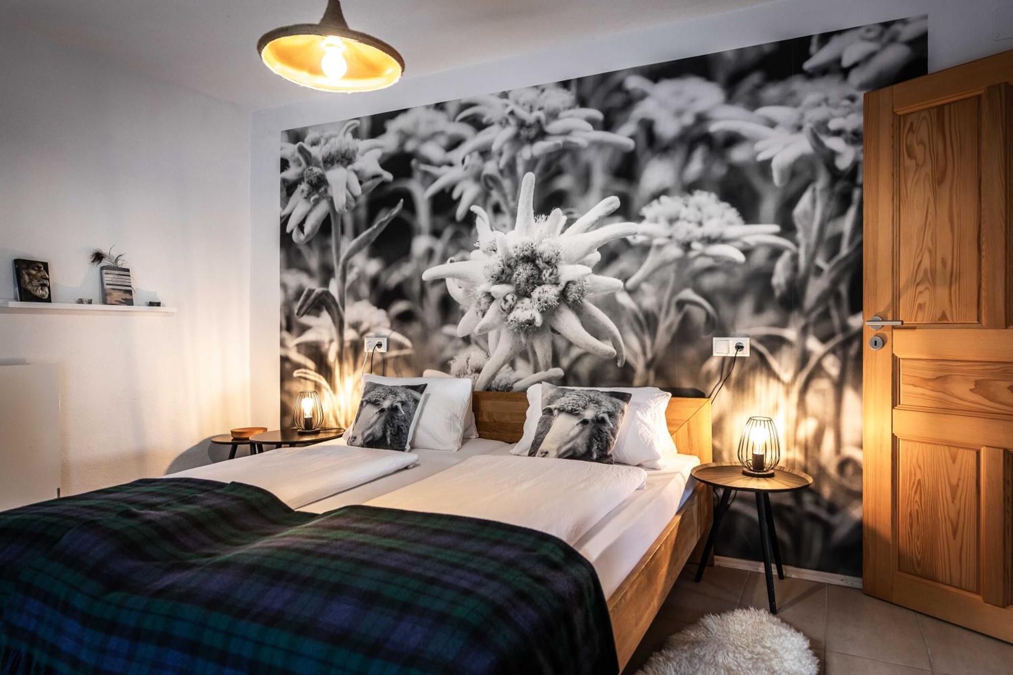 Alpinside Appartements 海利根布卢特 外观 照片